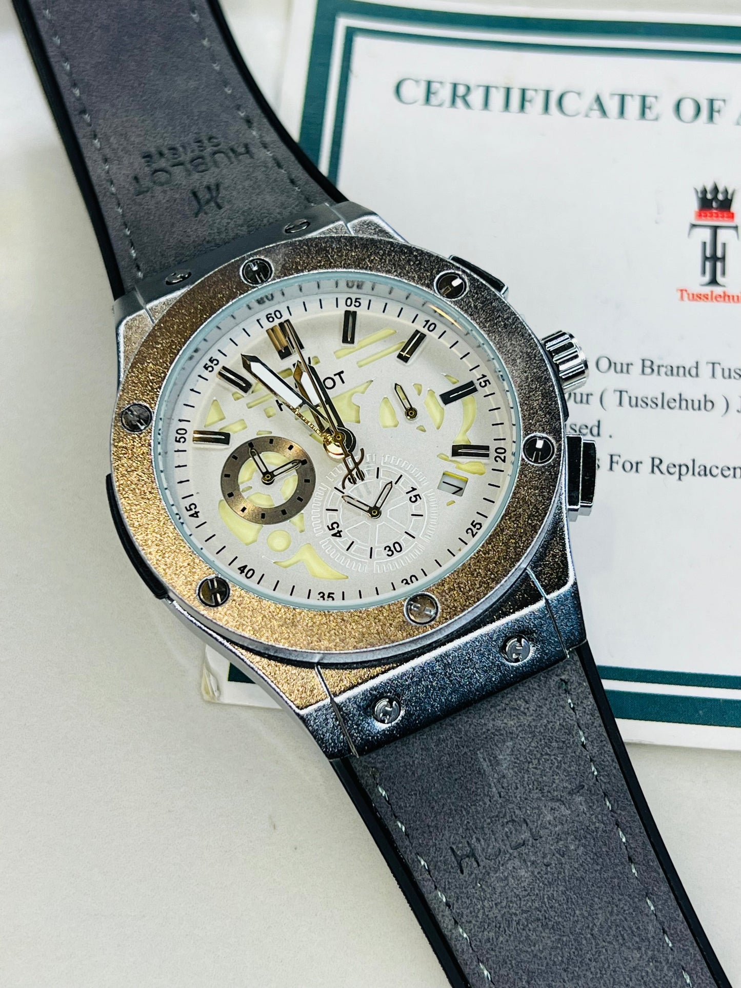 Ash Grey Chronograph Dial Hubl*t Watch