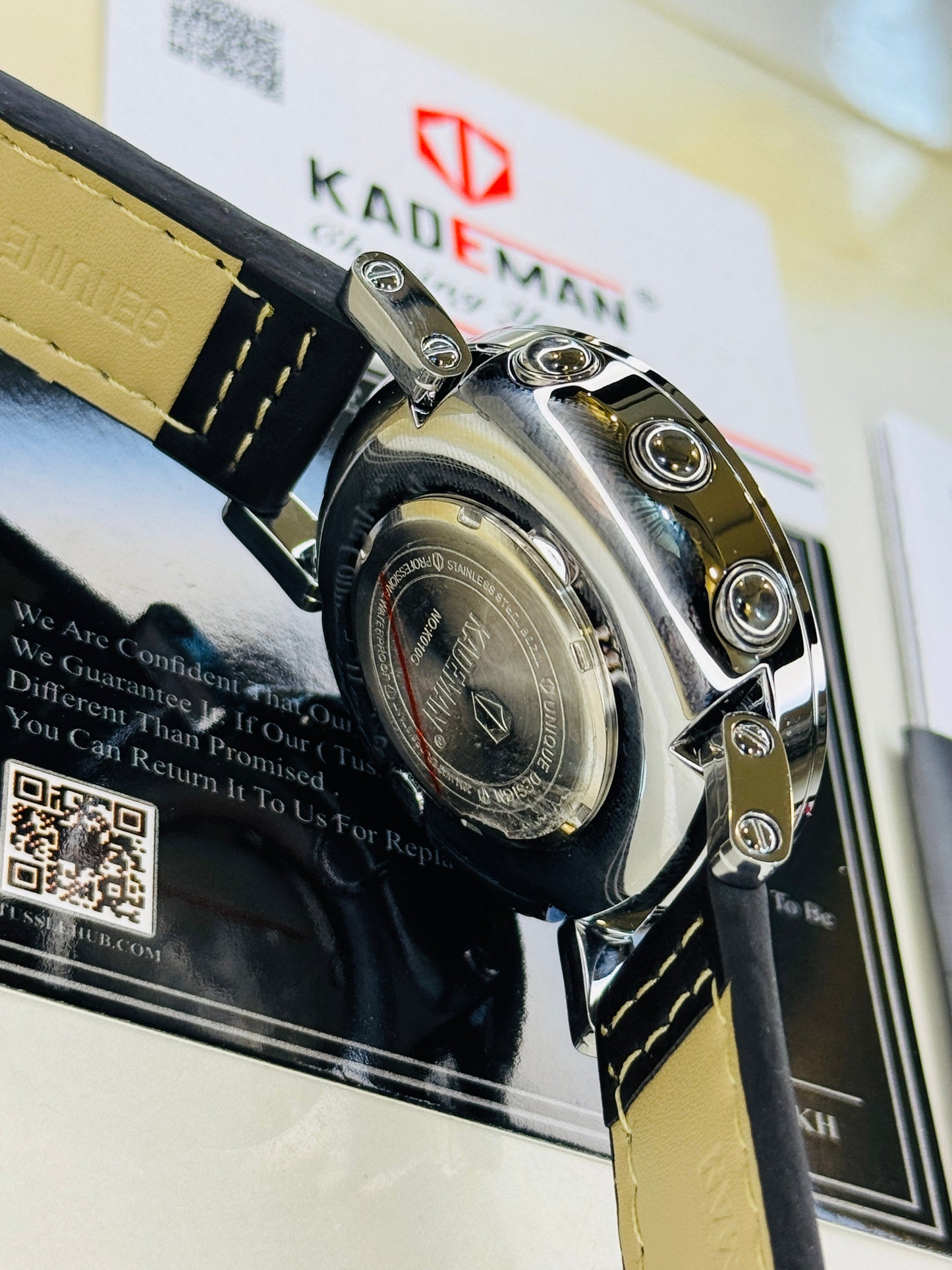 Kademan Black Silver Digital Watch
