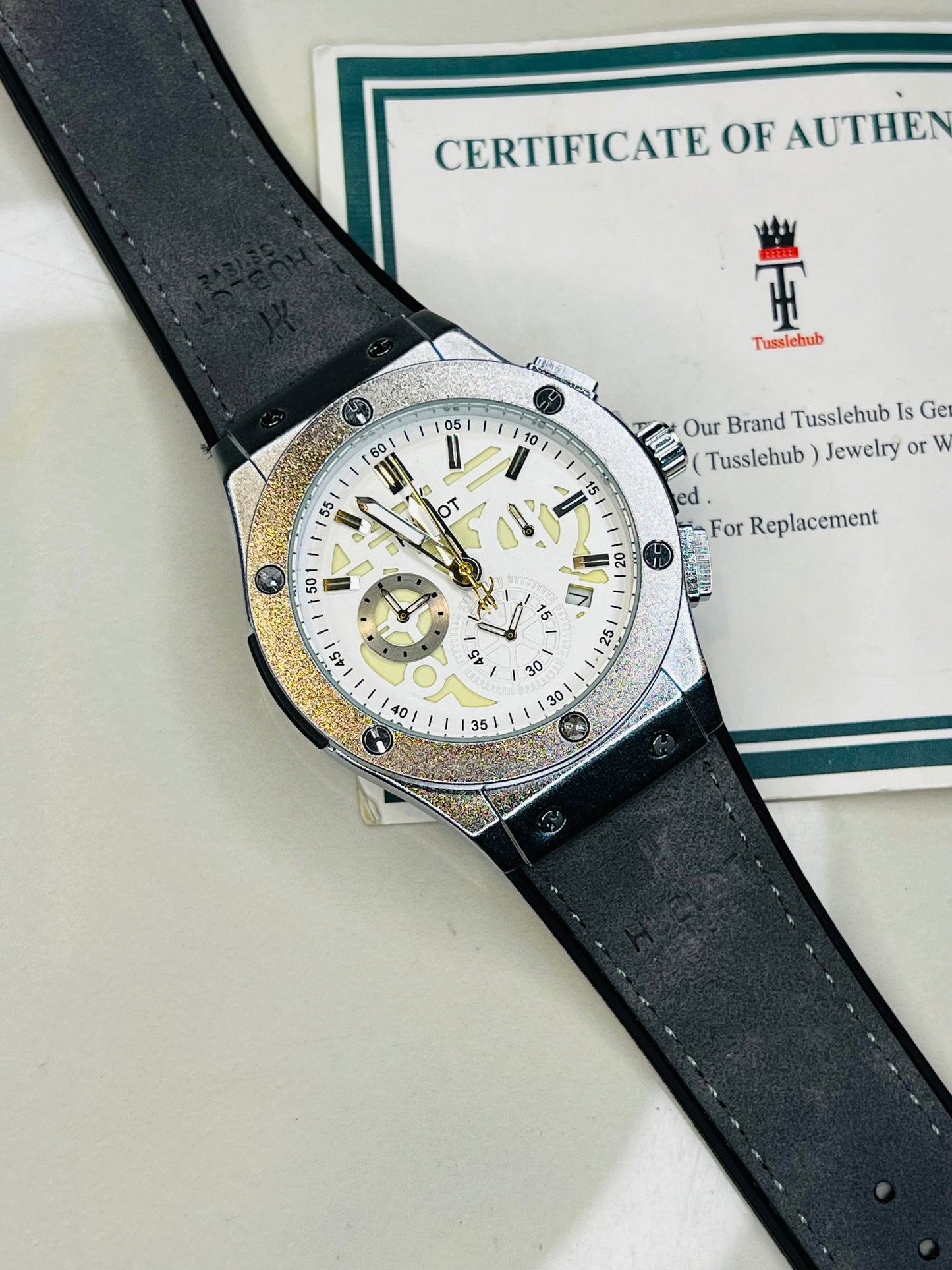 Ash Grey Chronograph Dial Hubl*t Watch
