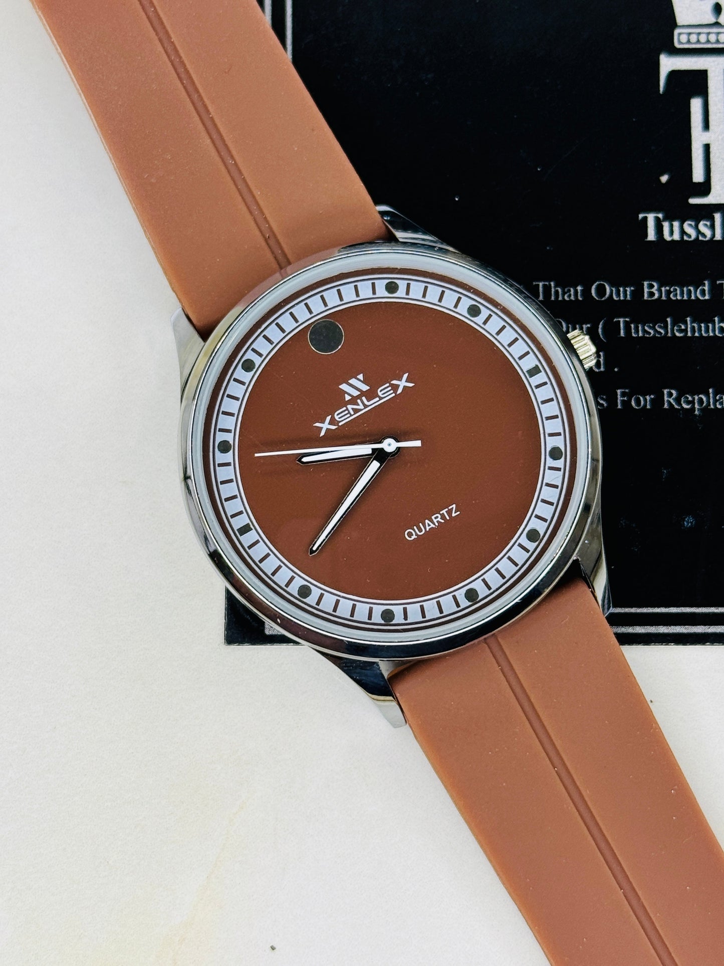 Brown Xenlex Magnet Strap Watch For Her