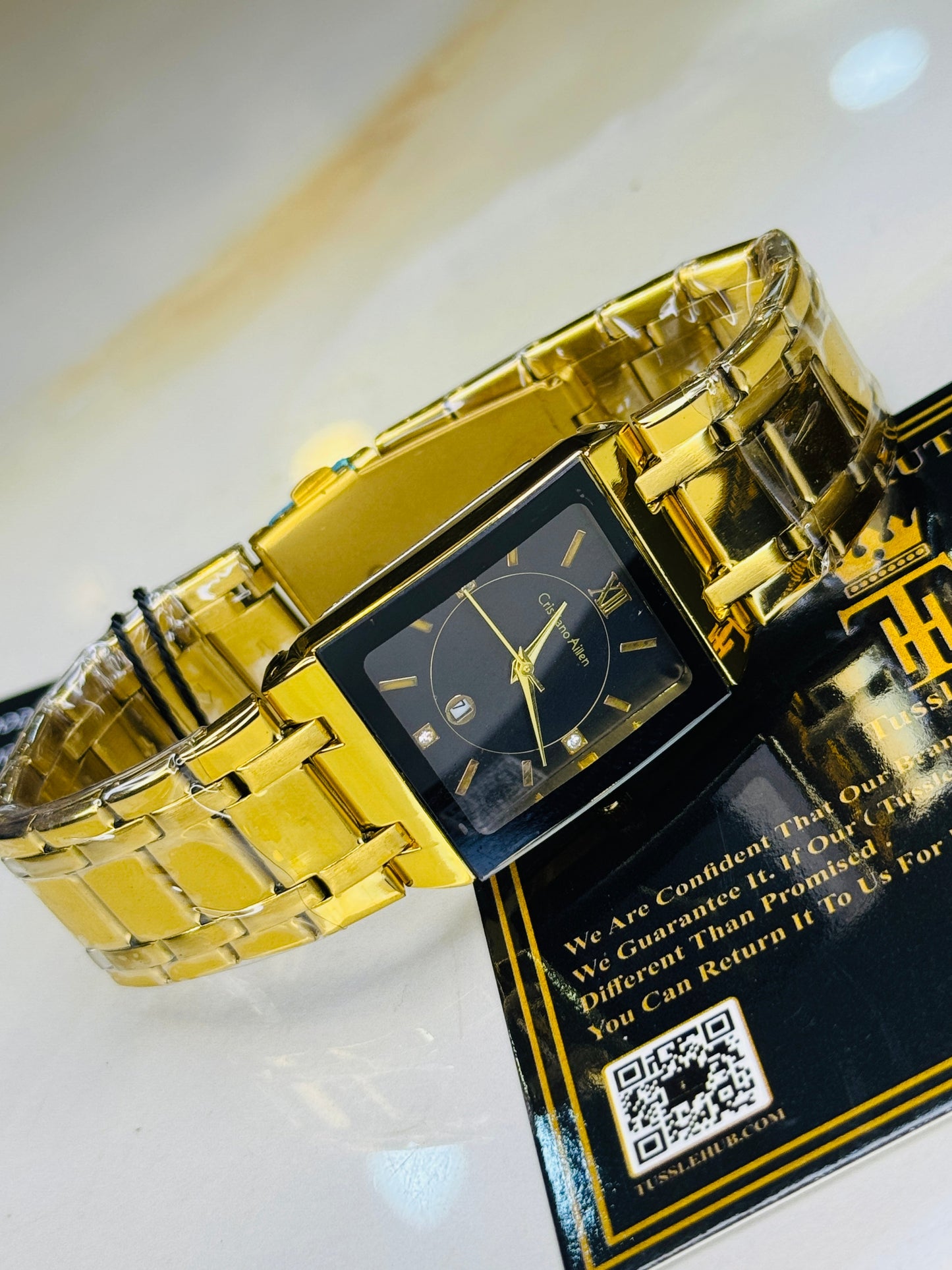 Cristiano Aillen Gold Black Square Watch