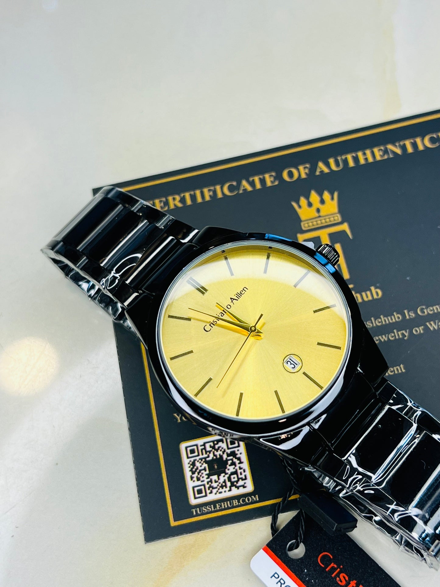 Cristiano Aillen Black Strapped Minimal Watch