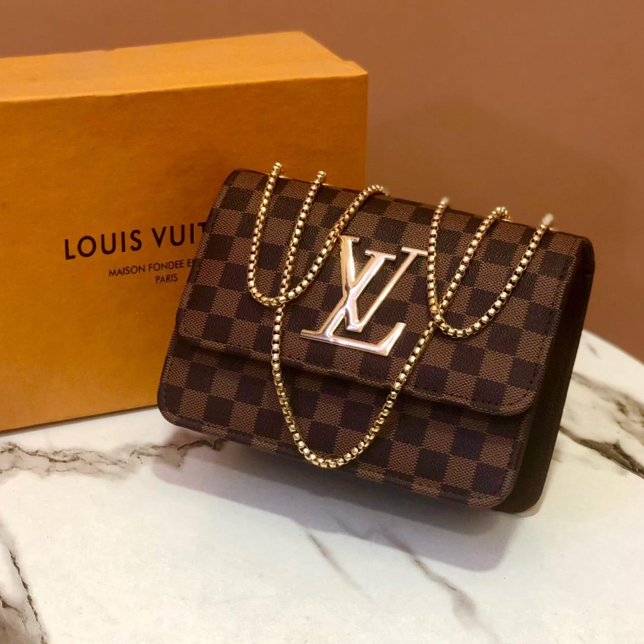 Louis Vuitton Crossbody Handbags For Girls & Womens
