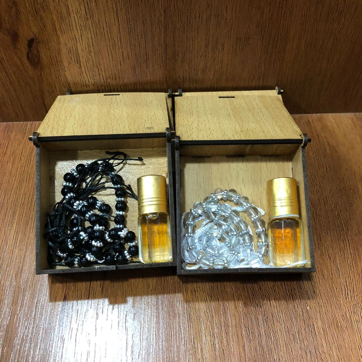 Ramadan Kareem Gift Box, in (Tasbeeh + ittar)