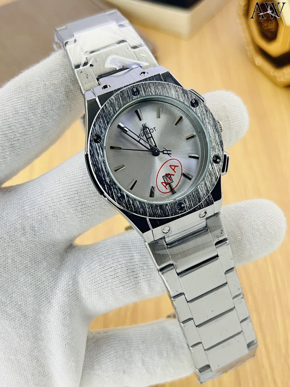 NEW ARRIVAL HBT
