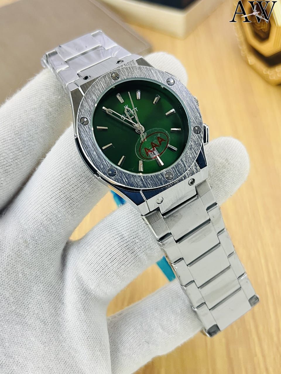 NEW ARRIVAL HBT
