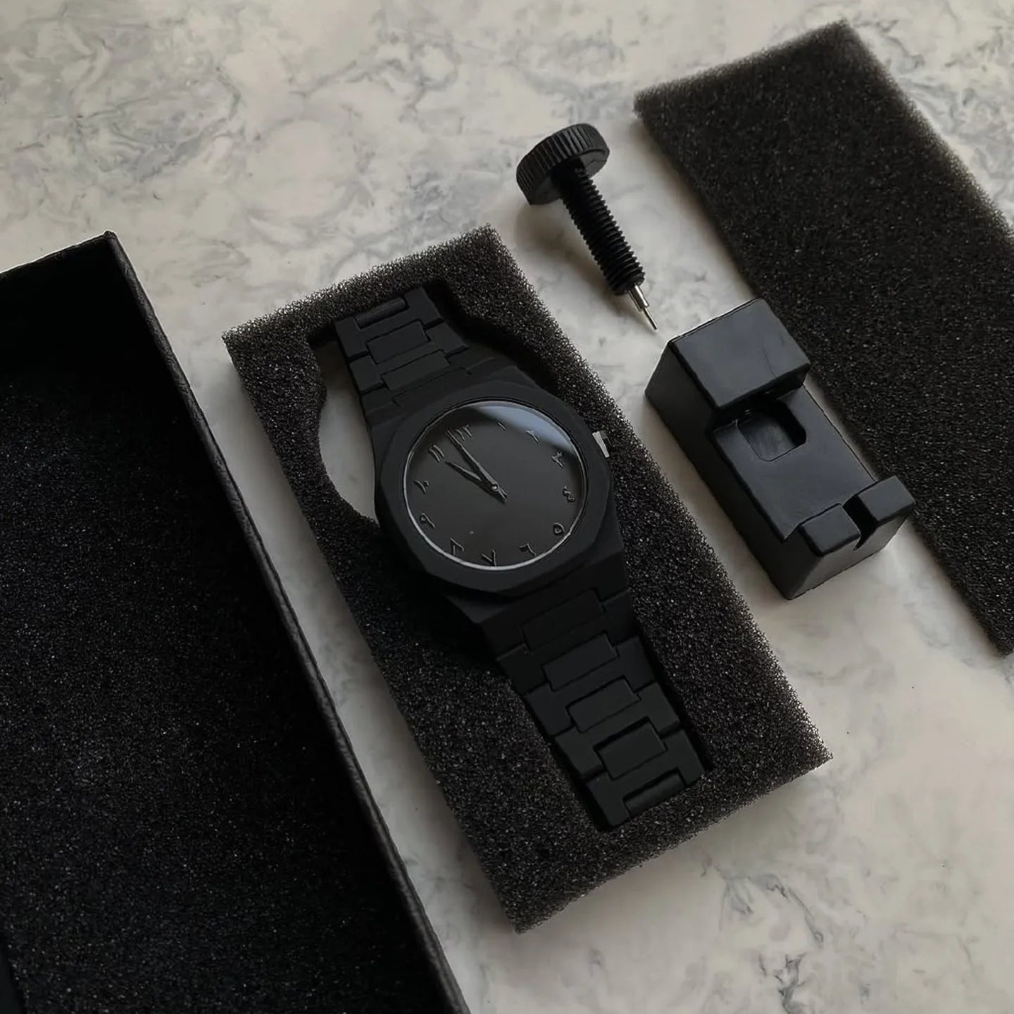 Arabic Aura Watch