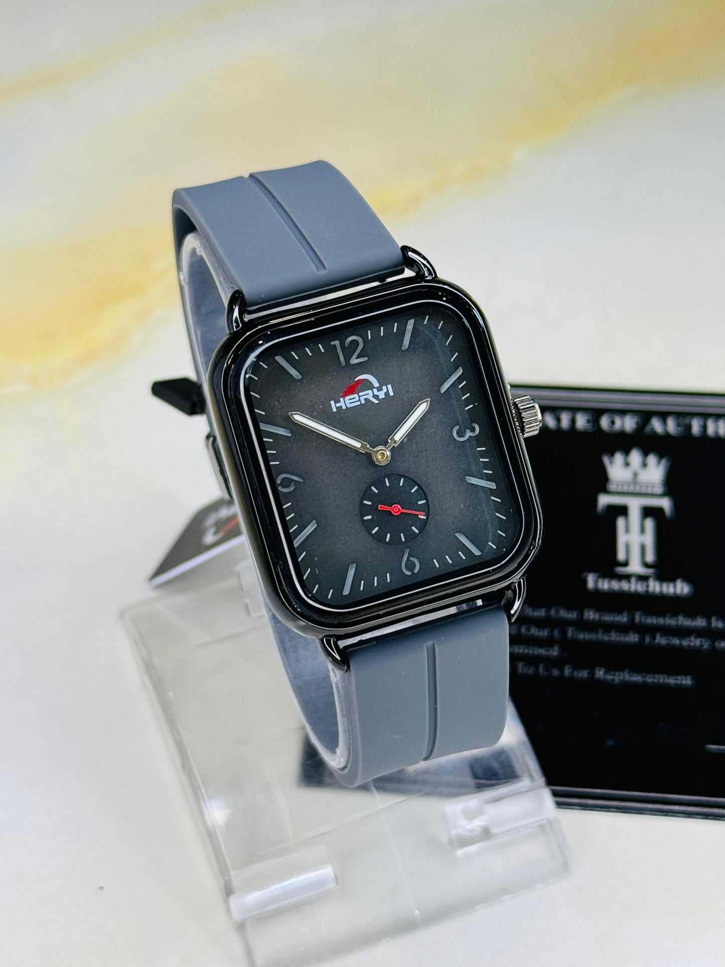 Grey Heryi Seamer Down Second Magnet Strap Watch