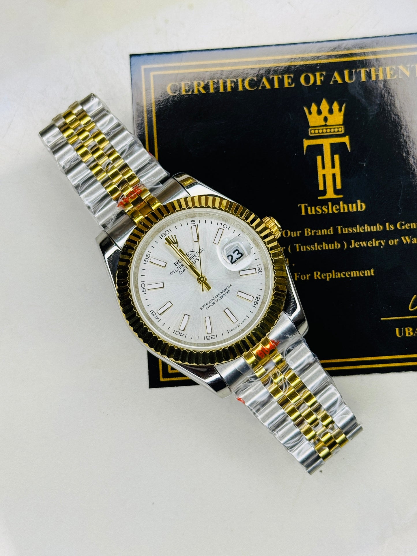 Jubilee Date Just Two Tone Vertical Fluted White Dial Quartz Watch