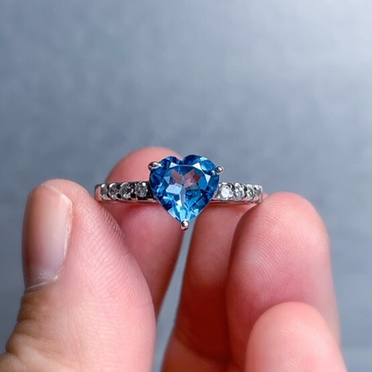 925 Blue Topaz Heart Ring (100% Pure Chandi )