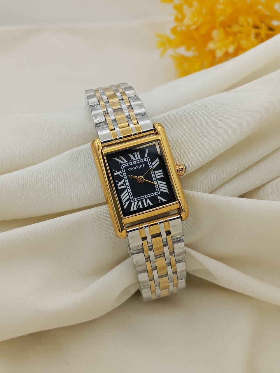 LUXURY WOMEN WATCHES
